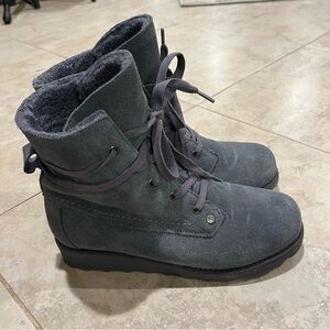 BearPaw Gray Wedge Boots